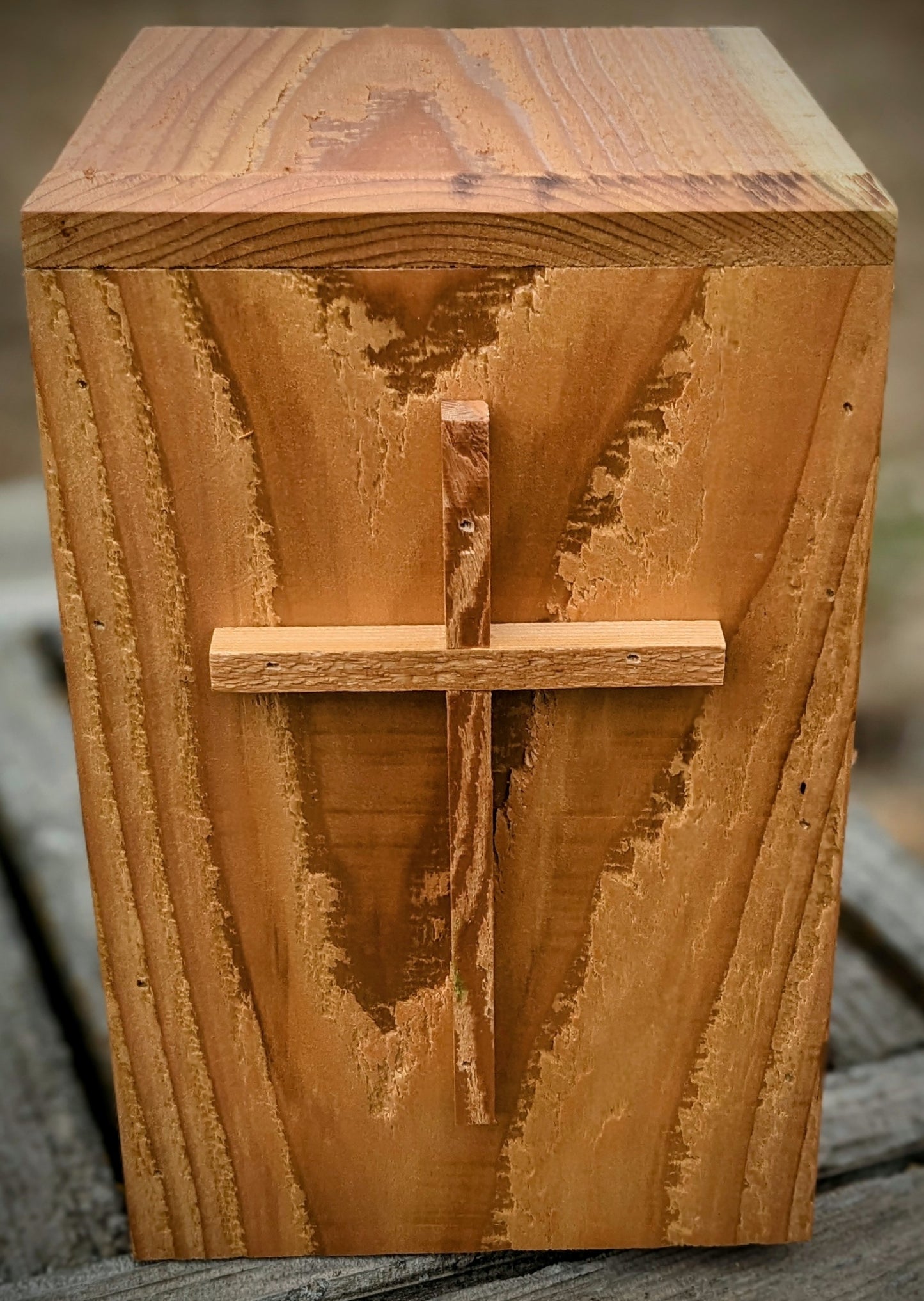 Cedar Traditional Urn With Cross